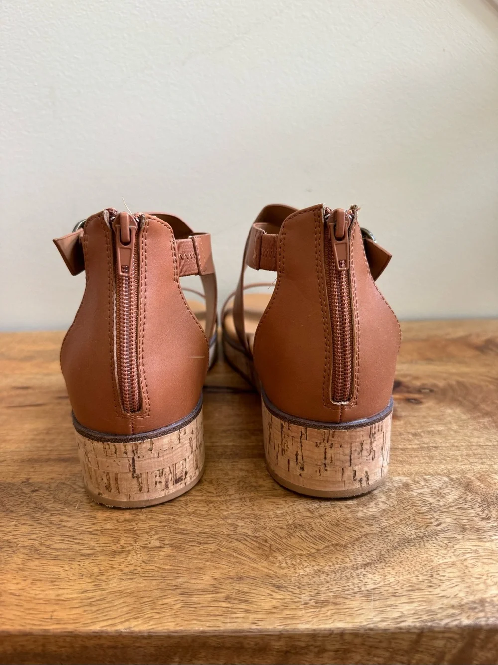 Kensie Sandals